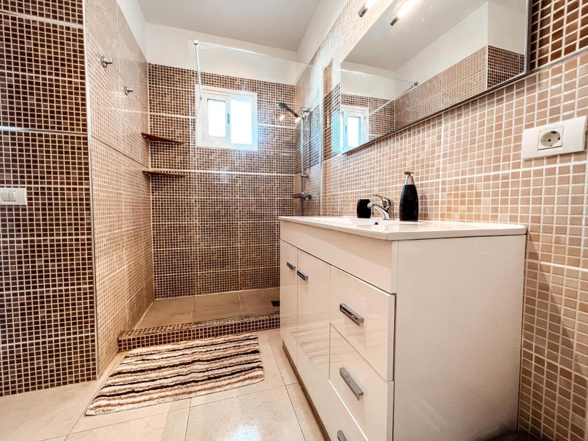 Townhouse With Ac In Callao Salvaje, Sonia, Cs148 Kültér fotó